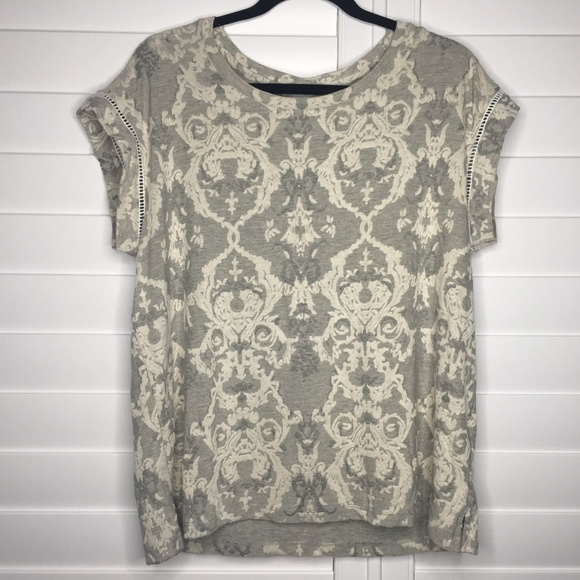 Rose & Olive Tops - Rose and Olive gray tee